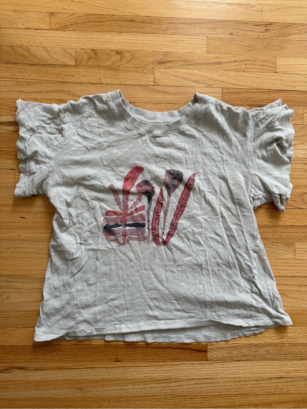 Anthropologie graphic tee - size medium women's